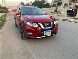 نيسان روج